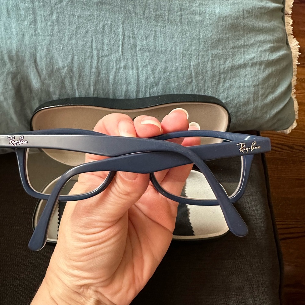 Ray•Ban glasses - Picture 3 of 5